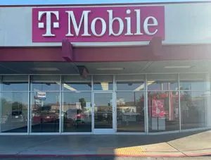T-Mobile Main St & E Mountain View St
