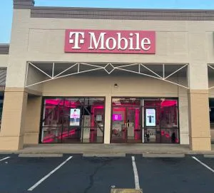 T-Mobile American Way & S Perkins Rd