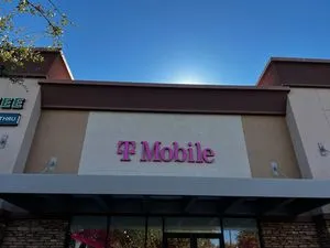T-Mobile Signal Butte & Baseline Rd