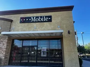 T-Mobile Southern & Alma School