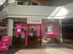 T-Mobile Town East Mall