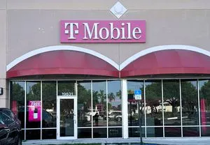 T-Mobile 2nd Ave & NW 1st Pl