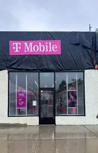 T-Mobile Godwin Ave & Erie Ave