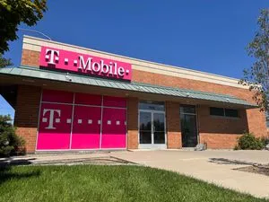 T-Mobile State & 7200 S