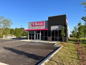T-Mobile Town Center Crossing