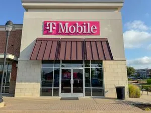 T-Mobile I-40 & Air Depot