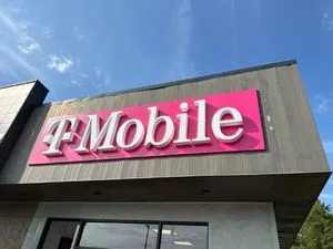 T-Mobile Harrison & 30th