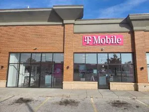 T-Mobile W Oklahoma & S Chase Ave