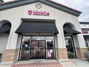 T-Mobile Limonite Ave & Hamner Ave