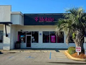 T-Mobile US 98 & South Shore Dr