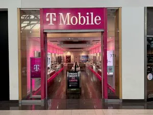 T-Mobile University Park Mall