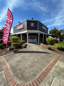 T-Mobile Center & Robbins