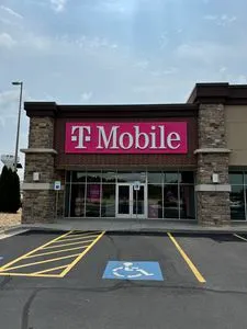 T-Mobile US Hwy 60 & Chapell Dr