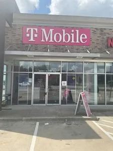 T-Mobile Eva St & Liberty St