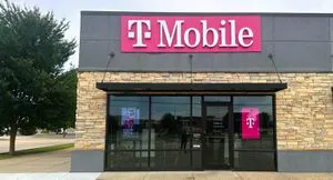 T-Mobile 19th and Telephone Rd