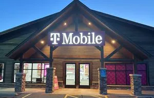 T-Mobile Edgewood Dr & Woida Rd