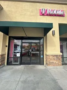 T-Mobile Day St & Canyon Springs