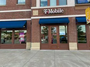 T-Mobile Suncrest Towne Centre