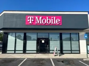 T-Mobile Mt Zion Rd & Mt Zion Blvd