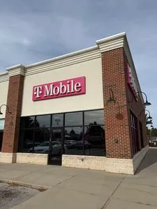 T-Mobile E Pickard St & Hyde Rd