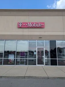 T-Mobile Eastbrooke Point Dr & Old Mill Rd