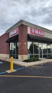T-Mobile E Mcgalliard Rd & N Barr St