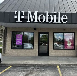 T-Mobile S Euclid Ave & W Ivy St