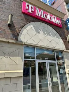 T-Mobile West End Ave - Vanderbilt