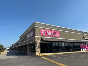 T-Mobile Hwy 365 & US 69