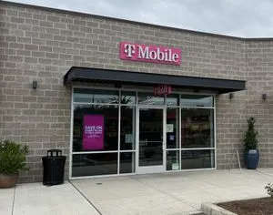 T-Mobile Crestview Crossing