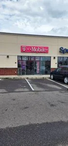 T-Mobile Bluebell Dr & W High Ave