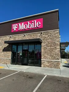 T-Mobile Richmond & Hamilton