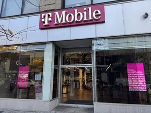 T-Mobile 125th & Adam Clayton Powell Jr