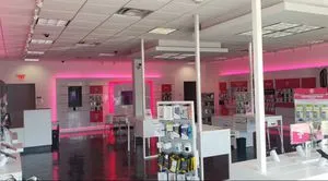 T-Mobile Peachtree Ind & Old Peachtree