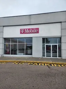 T-Mobile Dartmouth Mall