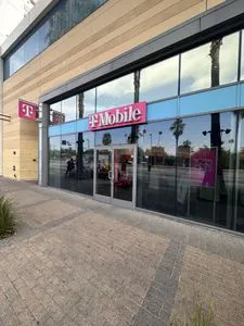 T-Mobile Lankershim & Chandler