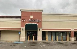 T-Mobile NE 163rd & NE 16th Ave