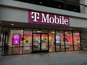 T-Mobile Rufe Snow & Dick Lewis