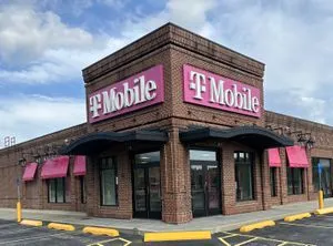 T-Mobile Boston Post Rd & Northridge Dr