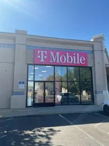 T-Mobile East F St & N Maag Ave