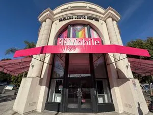 T-Mobile Lakeshore