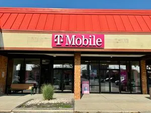 T-Mobile Coastal Hwy & Edward Taylor Rd