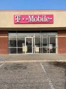 T-Mobile Walmart Ct & Loop 338