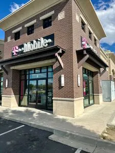 T-Mobile 12th & Wall