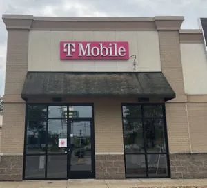 T-Mobile W Grand River Ave & Marsh Rd