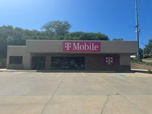 T-Mobile Saddle Creek and California St
