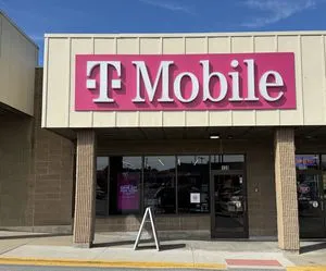 T-Mobile Genesee & Main