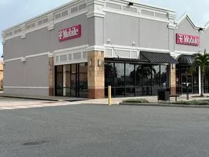 T-Mobile Waterford Lakes