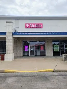 T-Mobile Jr Prewitt Pkwy & Goldie Pearl Blvd