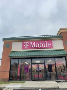 T-Mobile 91st & Metcalf